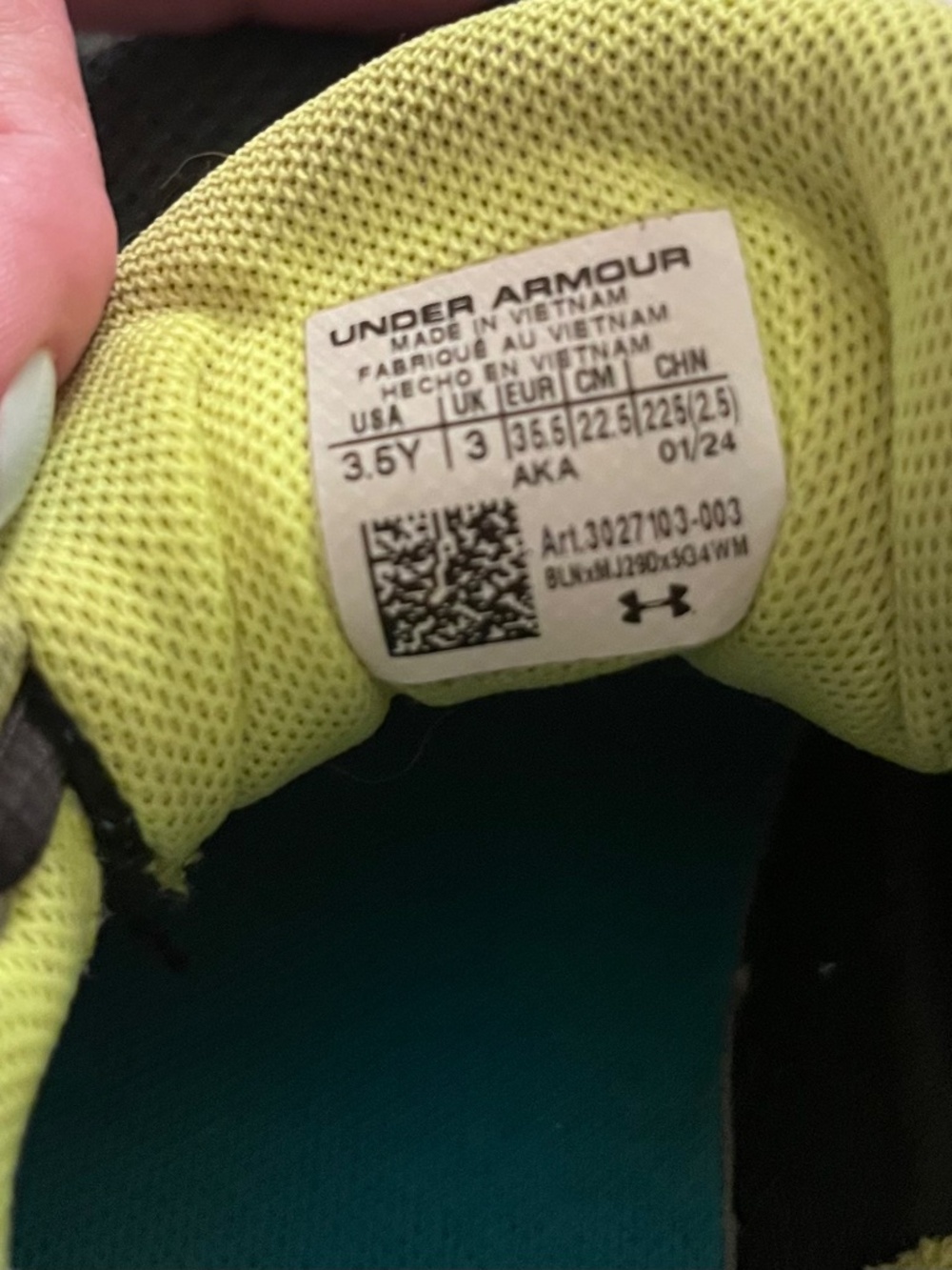 Under Armour Kids Surge 4 Black Lime Green Running Shoes - EUC - Size 3.5 - Picture 5 of 6